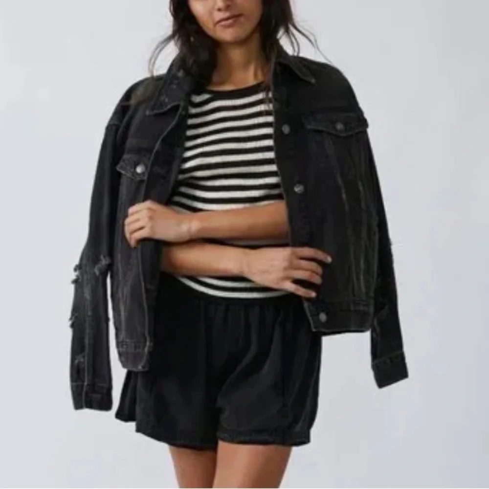 FREE PEOPLE Slinky Baby Tee Black White‎ Striped Combo Size M NWT Bloggers’ Fav!